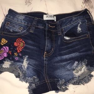 ZCO flower embroidered ripped jean shorts